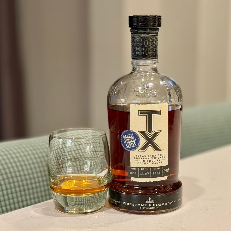 TX Texas Straight Bourbon Whiskey Finished in Cognac Casks
