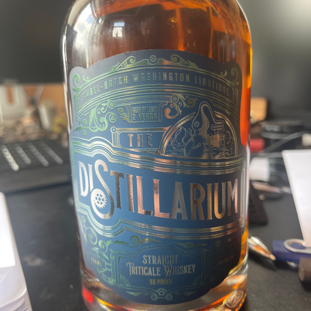 Distillarium steaight triticale whiskey