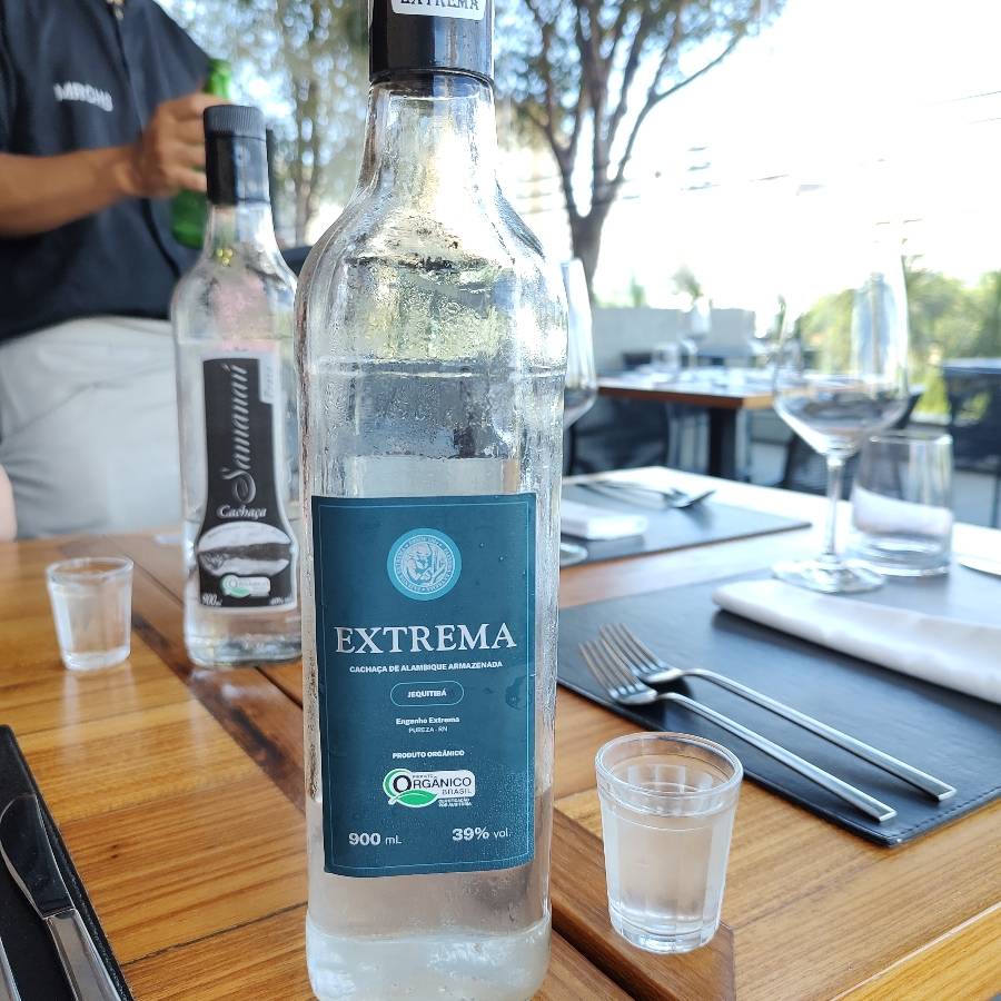CACHAÇA EXTREMA PREMIUM PRATA JEQUITIBÁ