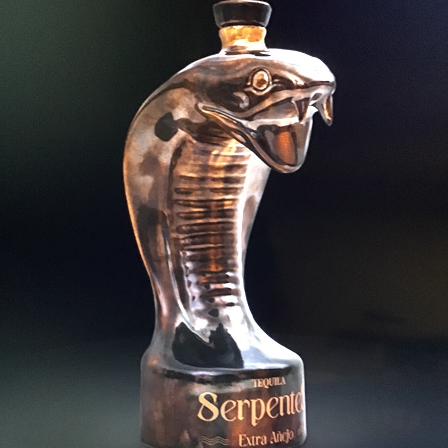 Serpentes Extra Añejo