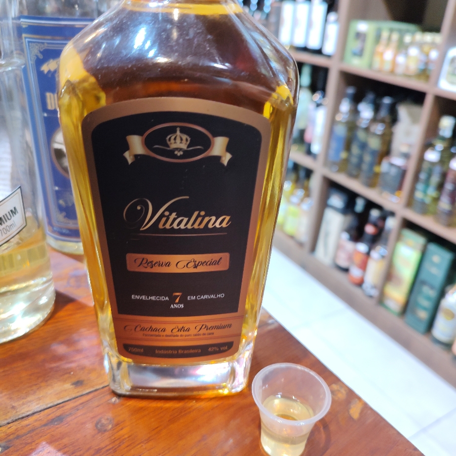 CACHAÇA VITALINA RESERVA ESPECIAL 7 ANOS CARVALHO