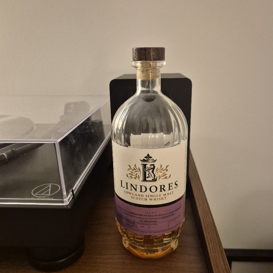 Lindores - The Distillery Cask (Amontillado Cask)