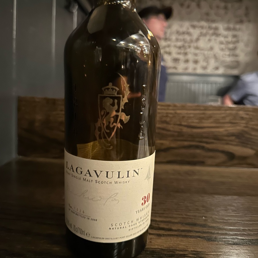 Lagavulin 30 Year 2006 Special Release