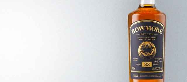 Bowmore No Corners To Hide 32 Year