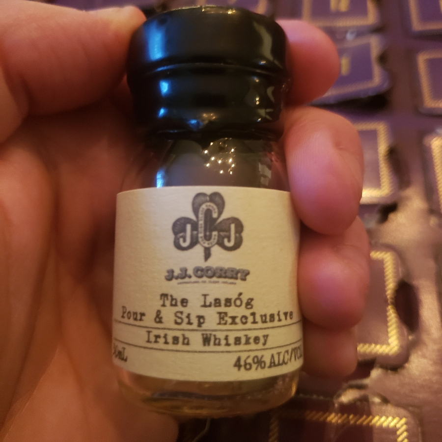J.J. Corry The Lasóg (Pour & Sip)