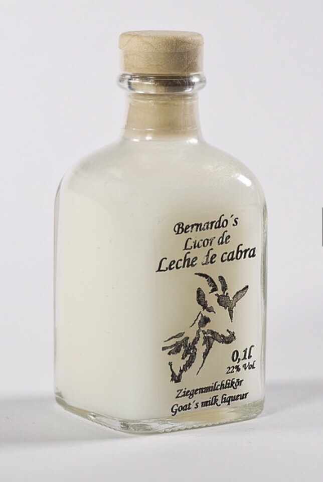 Bernardo's Licor de Leche de Cabra