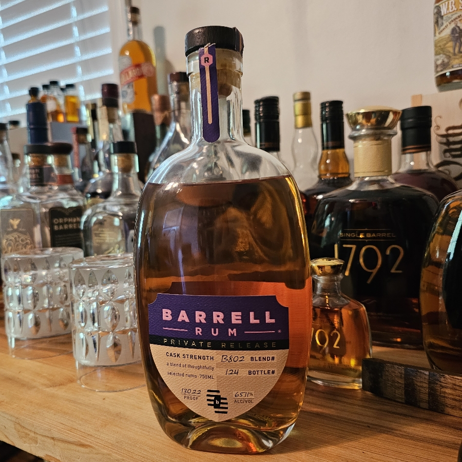 Barrell Rum cask strength  B802