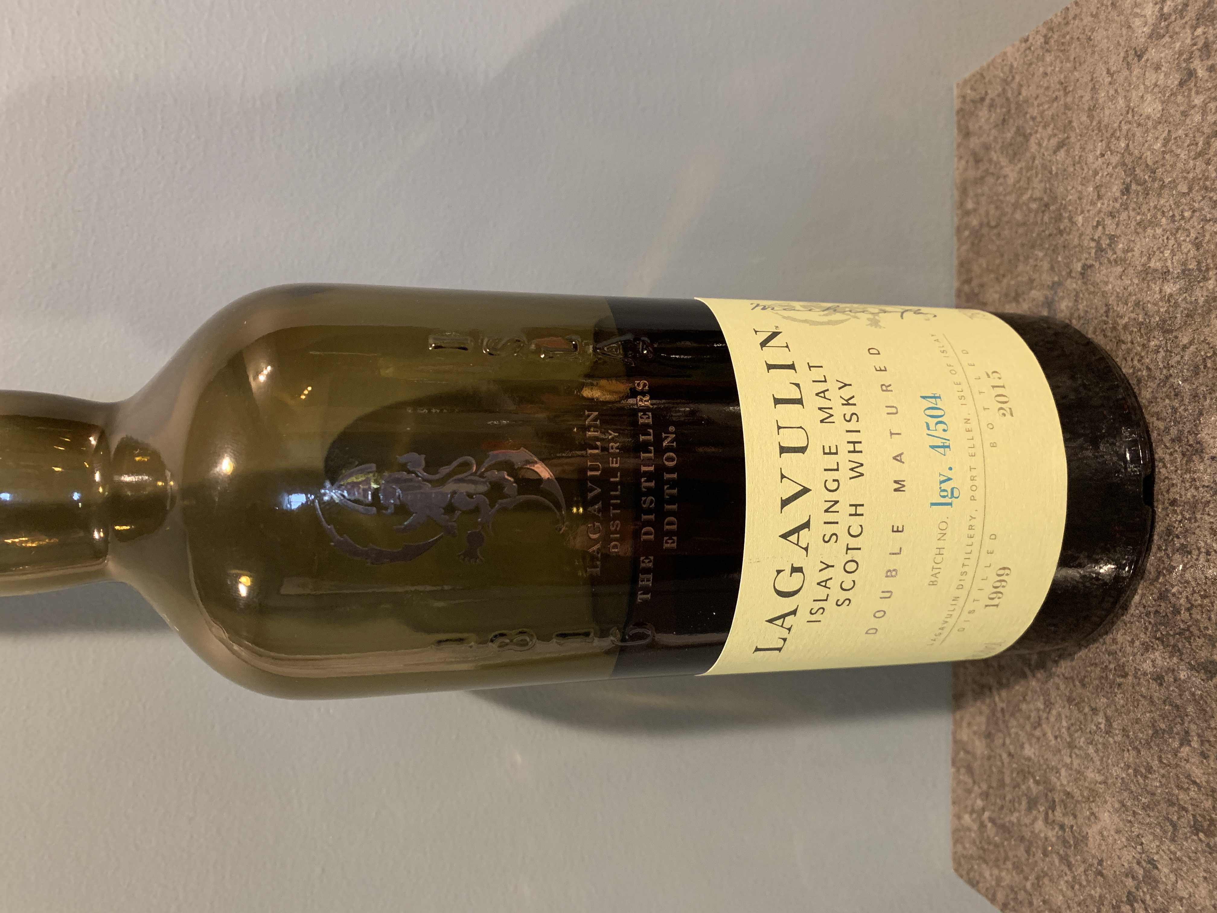 Lagavulin 1999 Distillers Edition (Bottled 2015)