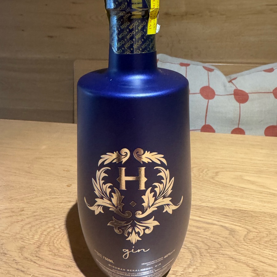 Minuman Beralkohol Gin