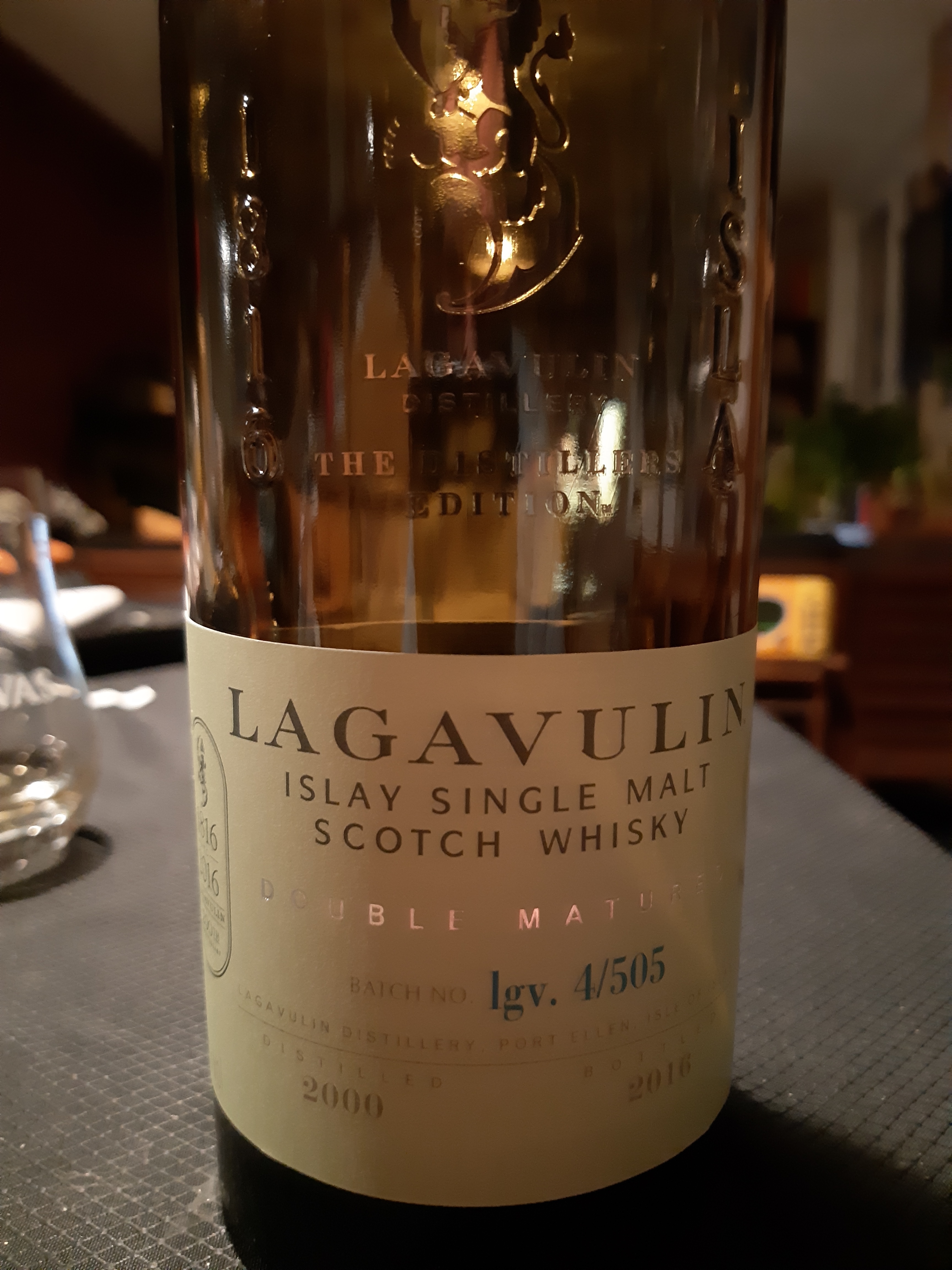 Lagavulin 2000 Distillers Edition (Bottled 2016)
