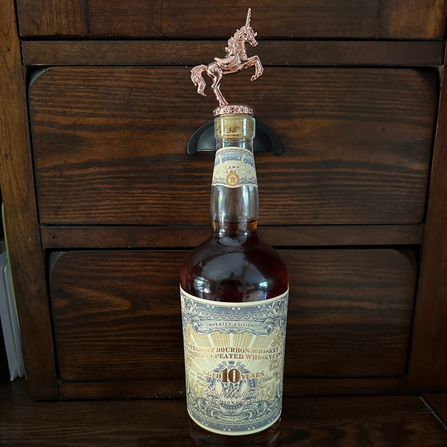 Straight Bourbon Whiskey Finished in Oeated Whisky Cask