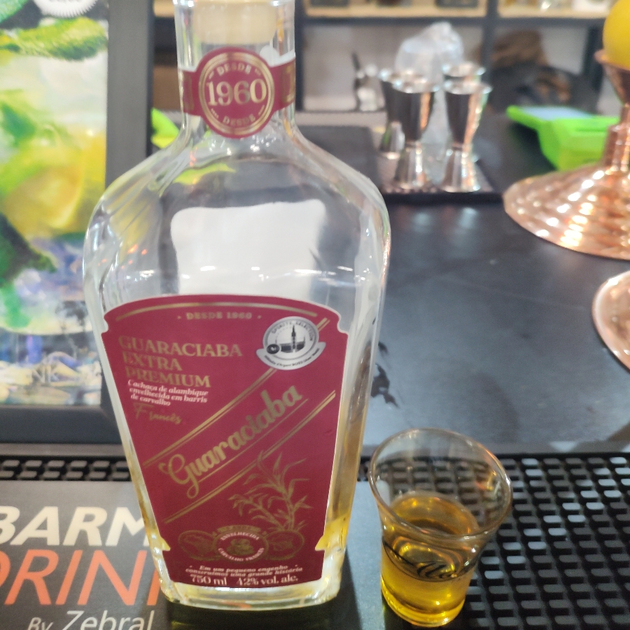 CACHAÇA GUARACIABA EXTRA PREMIUM CARVALHO FRANCES