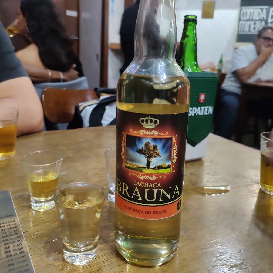 CACHAÇA BRAUNA OURO