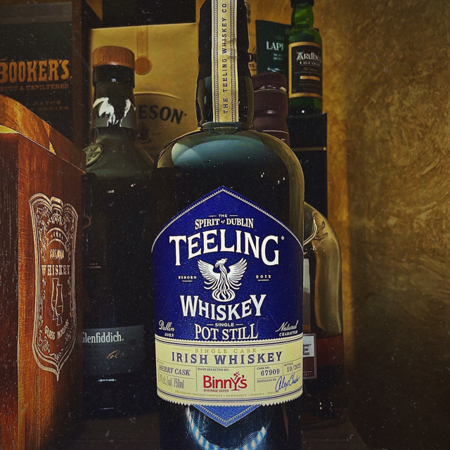Teeling Single Cask Single Pot Still ex-Sherry Cask # 67909 (Binny's)