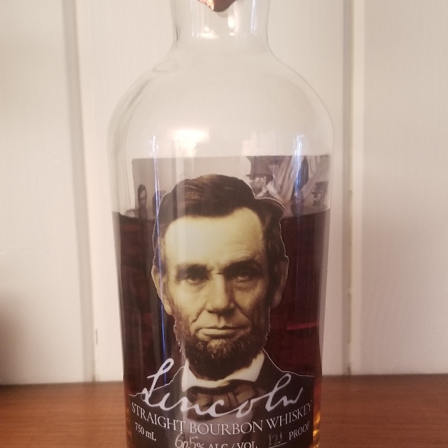 BOUNDRY OAK LINCOLN STRAIT BOURBON WHISKEY