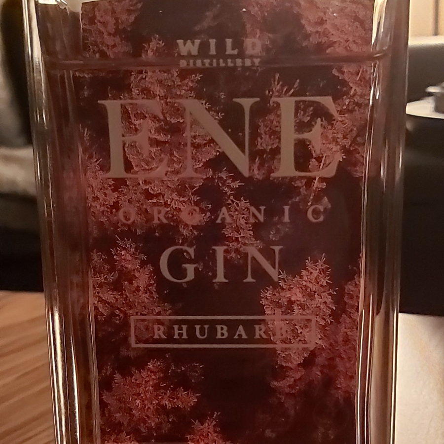 ENE organic Gin Rhubarb