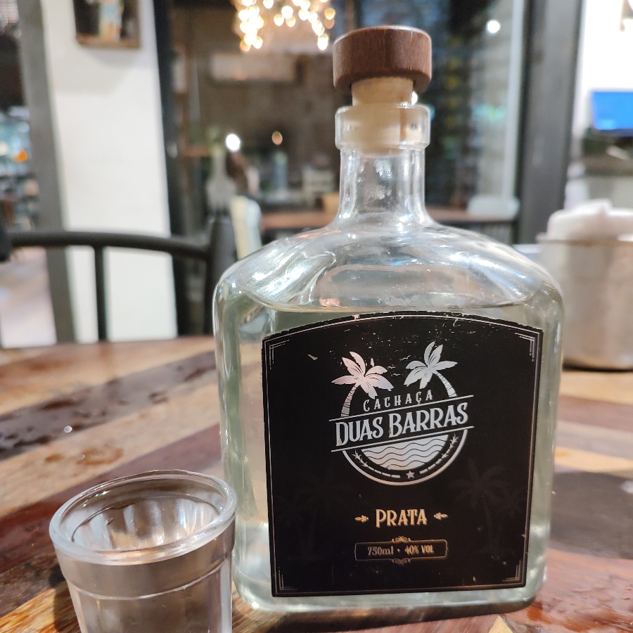 CACHAÇA DUAS BARRAS PRATA