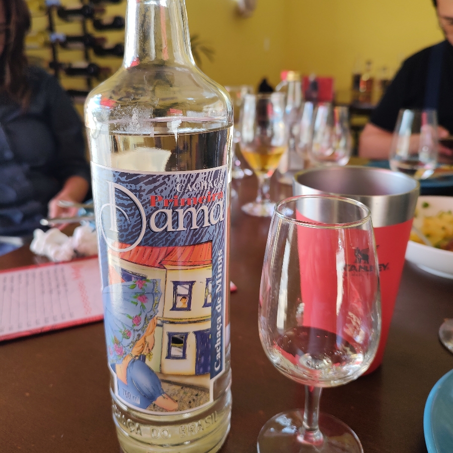 CACHAÇA PRIMEIRA DAMA PRATA JEQUITIBÁ ROSA