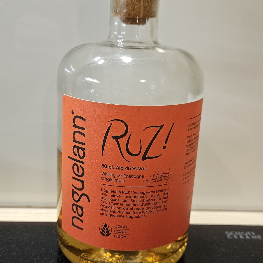 Naguelann Ruz!
