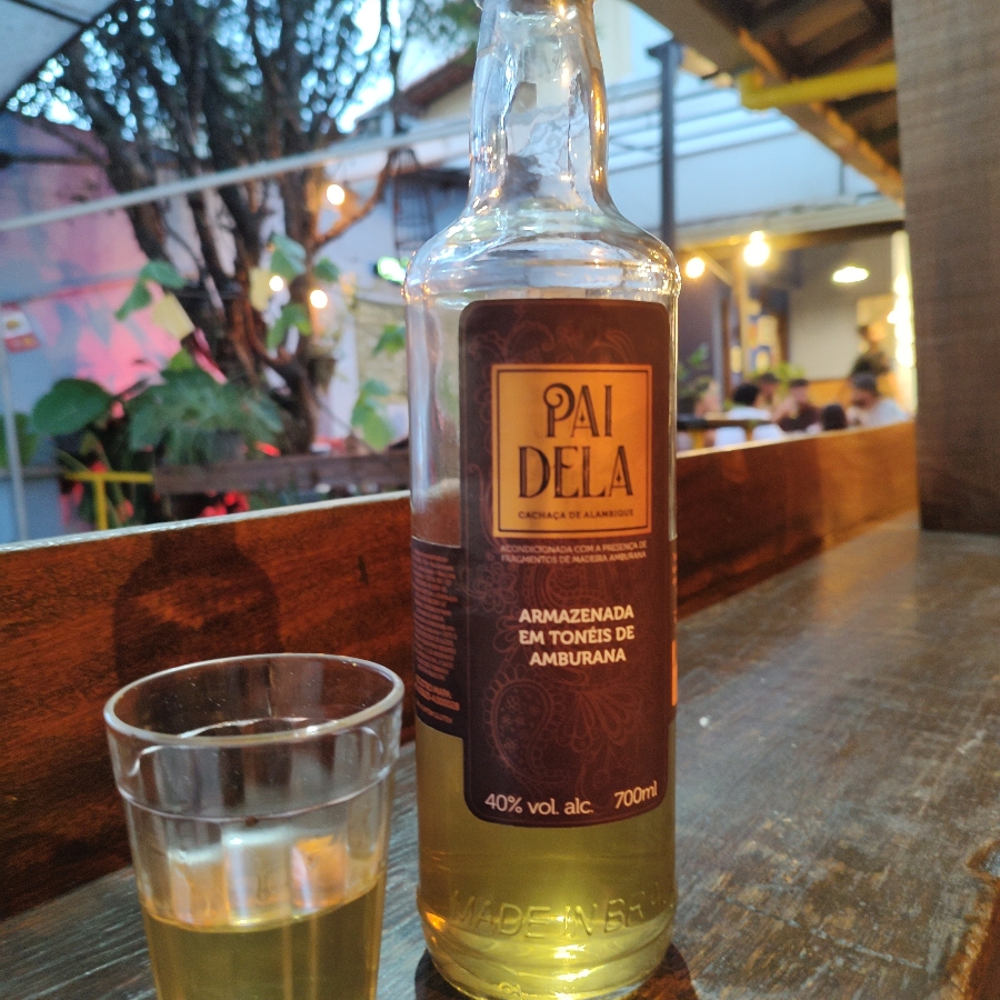 CACHAÇA PAI DELA AMBURANA