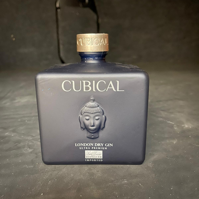 Cubical - Extra Premium Dry Gin