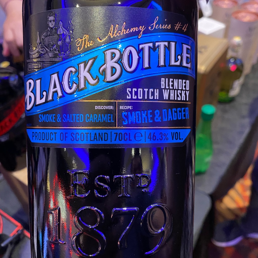 Black Bottle Smoke & Dagger
