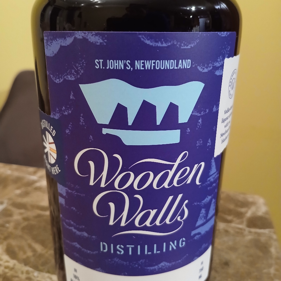 wooden walls brigus blueberry liqueur