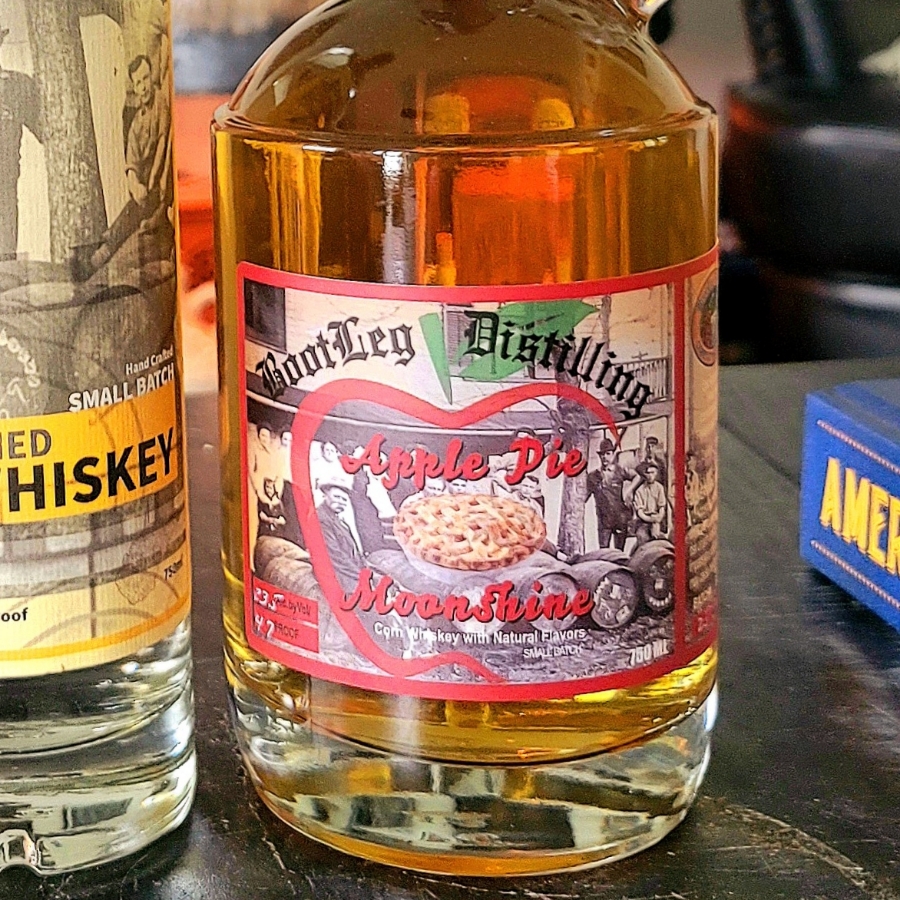 BootLeg Distilling Apple Pie Moonshine (Batch #25)