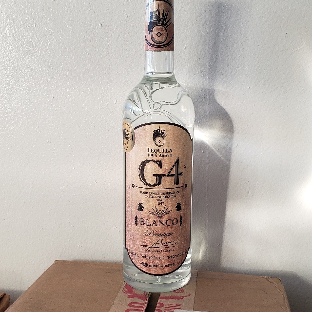 G4 Blanco de Madera