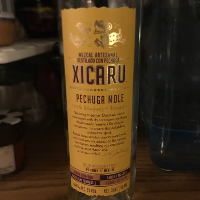 Xicaru pechuga mole