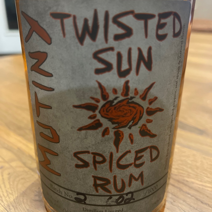 Fish Hawk: Mutiny Twisted Spiced Rum