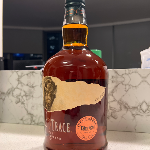 Buffalo Trace Single Barrel Select Binny's (Batch #29) 1.75L