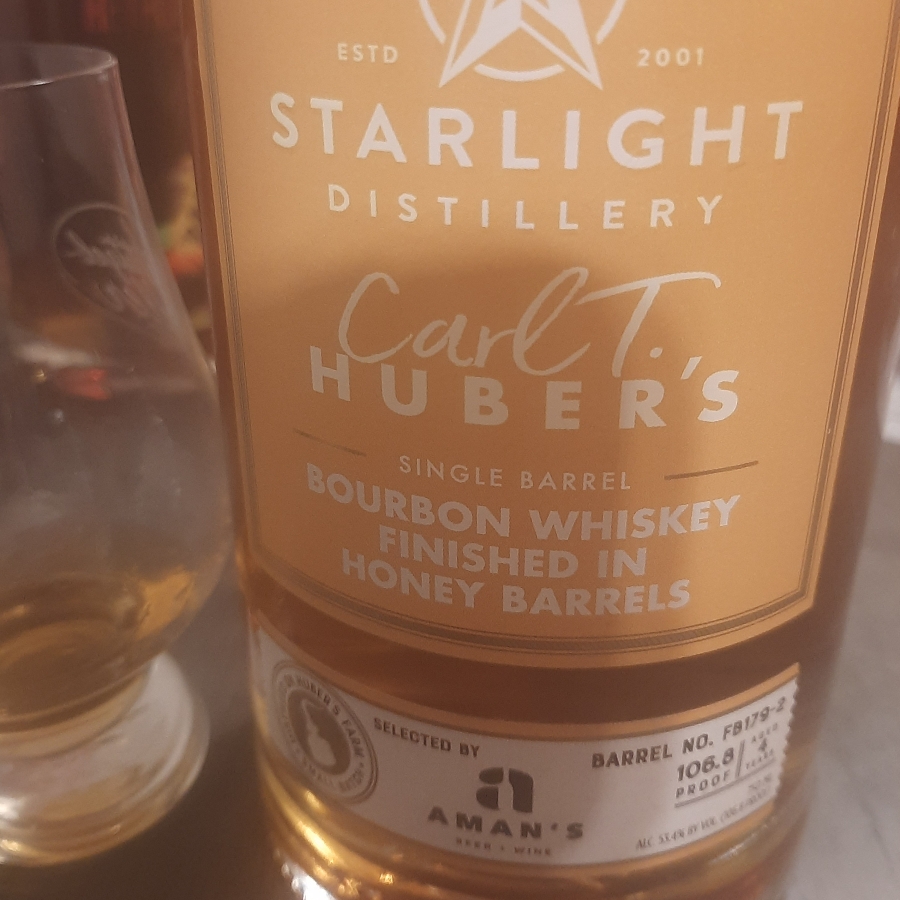 Starlight Bourbon Whiskey finished in Honey Barrels