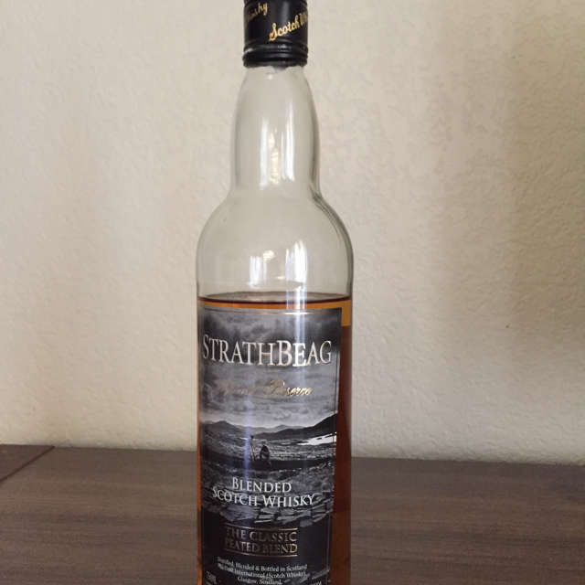 Strathbeag Special Reserve Blended Scotch Whisky