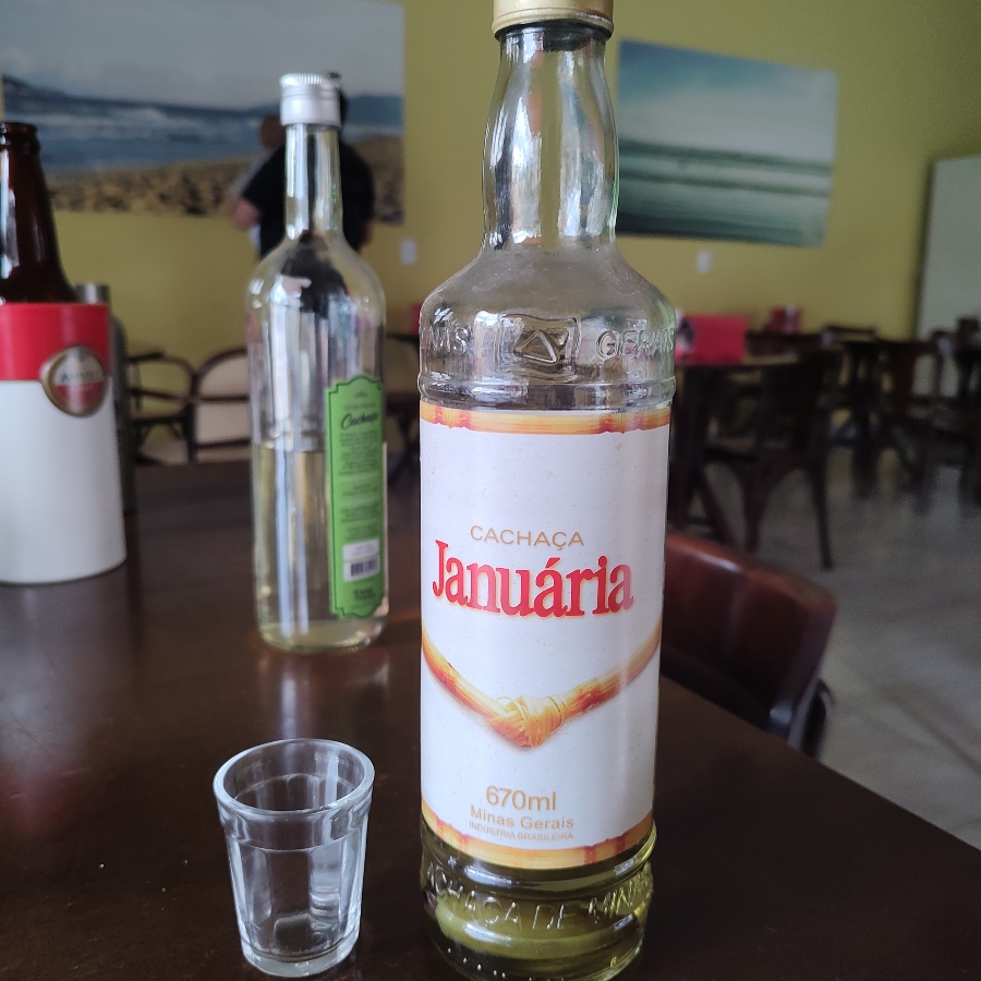 CACHAÇA JANUARIA AMBURANA