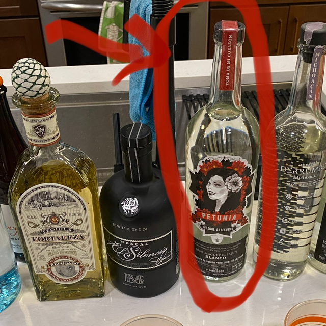 Petunia Mezcal Artesanal Espadin Blanco