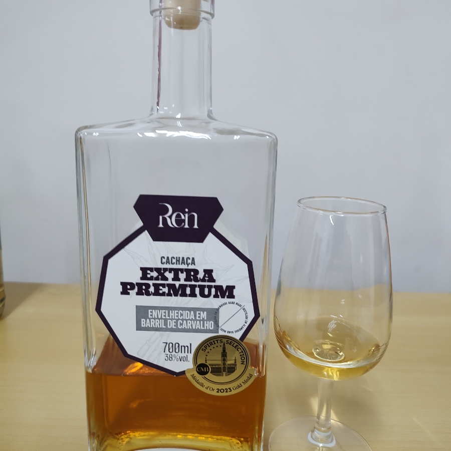 CACHAÇA REIN EXTRA PREMIUM CARVALHO