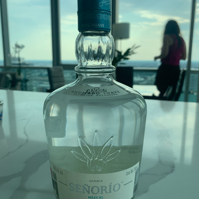 Señorio Mezcal Joven