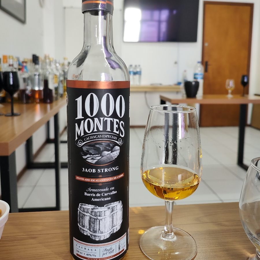 CACHAÇA 1000 MONTES 3AOB STRONG CARVALHO AMERICANO