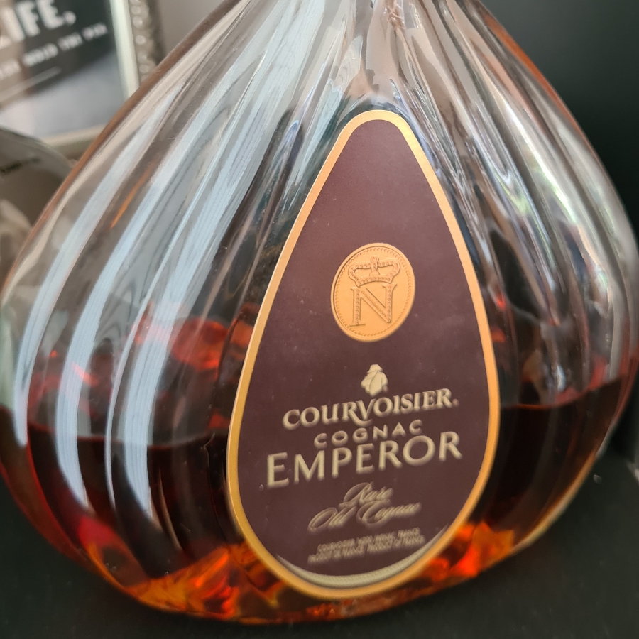 Courvoisier Emperor