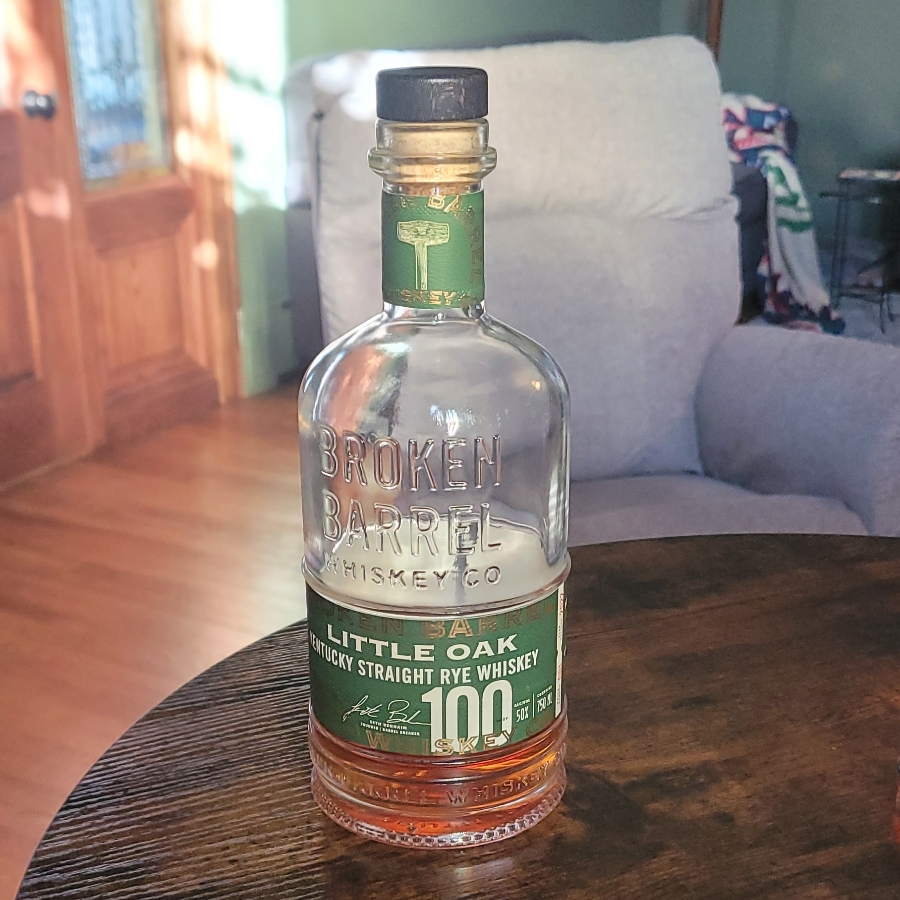 Broken Barrel Little Oak Rye