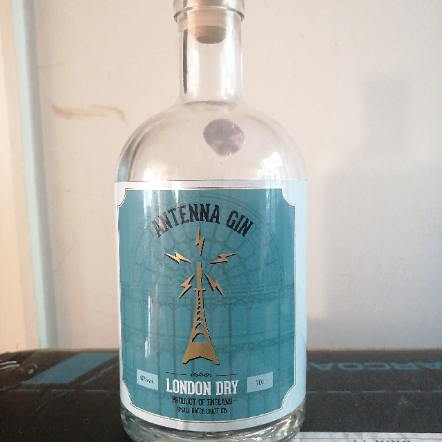 Antenna Gin