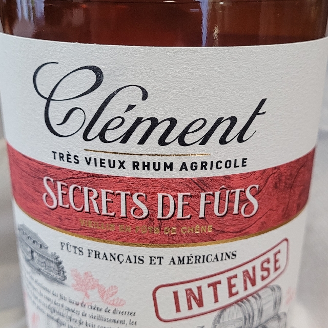Clement secret de fûts intense
