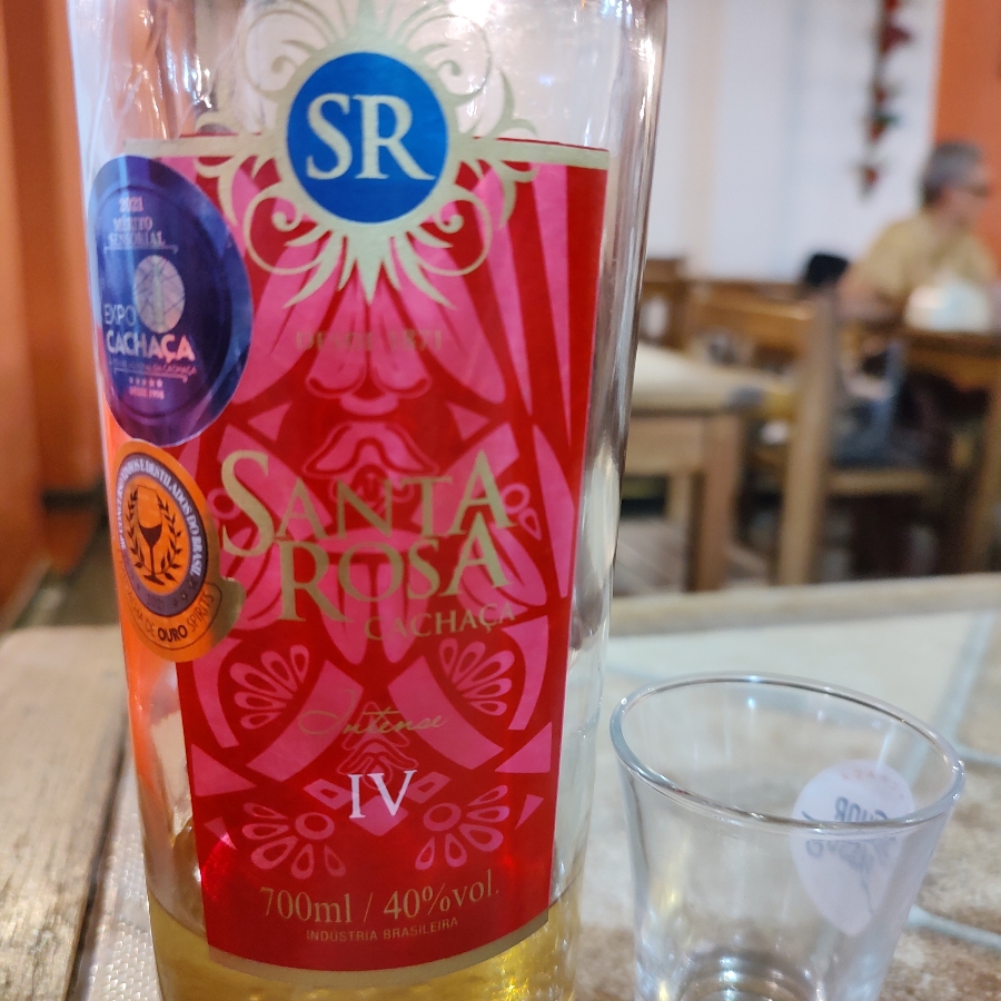 Cachaça Santa Rosa Extra Premium IV Anos Intense