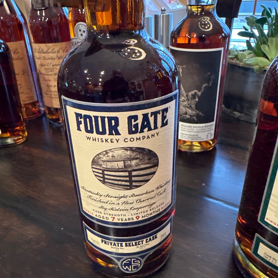 Four Gate Kentucky Straight Bourbon Whiskey Private Select Cask F035