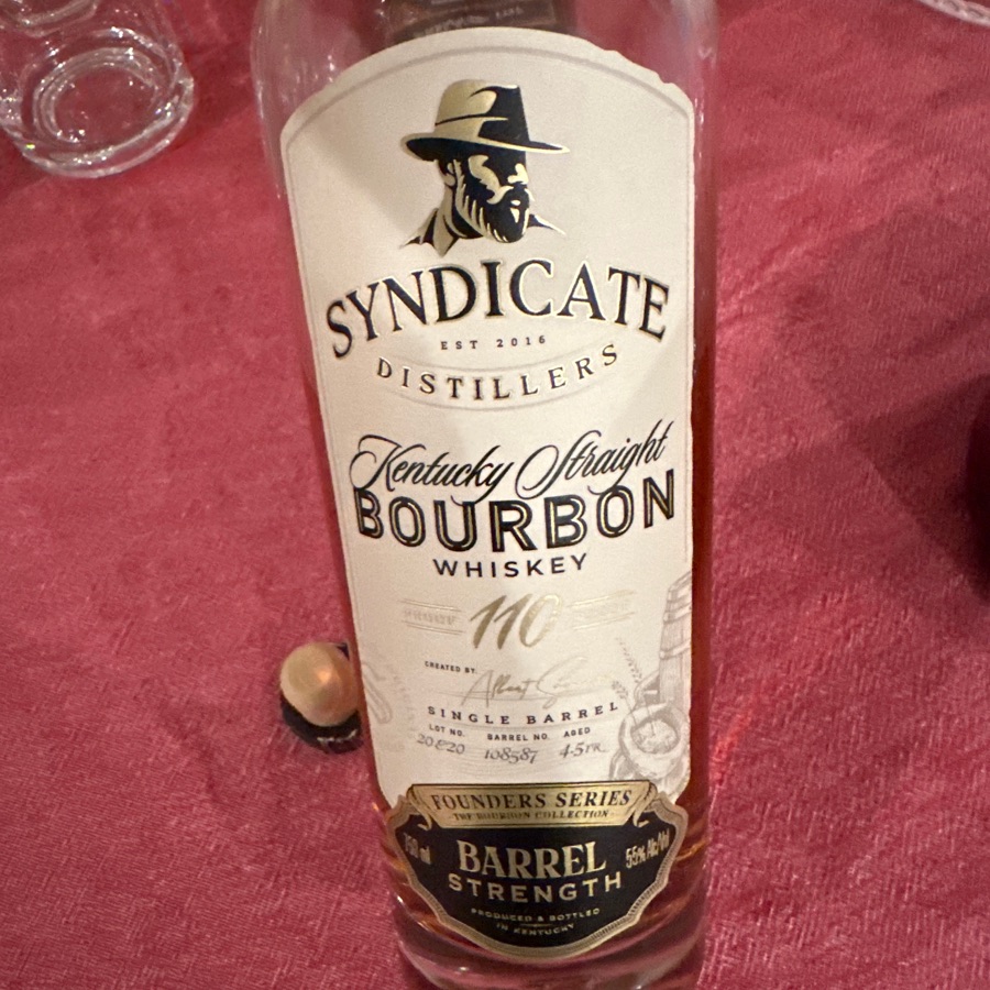 Syndicate Distillers Kentucky Straight Bourbon