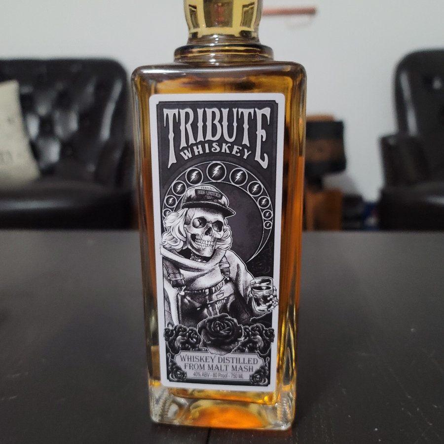 Dead Lightning Distillery Tribute Whiskey White Label