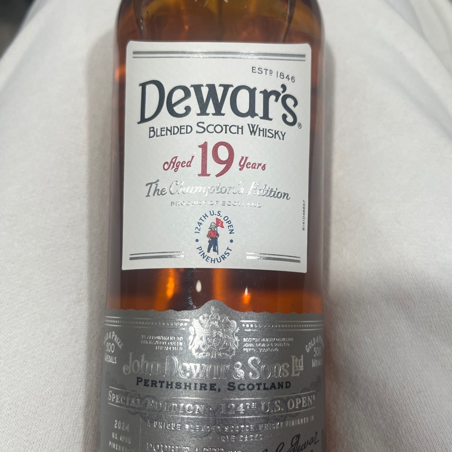 Dewars 19 Year The Champions Edition 2024