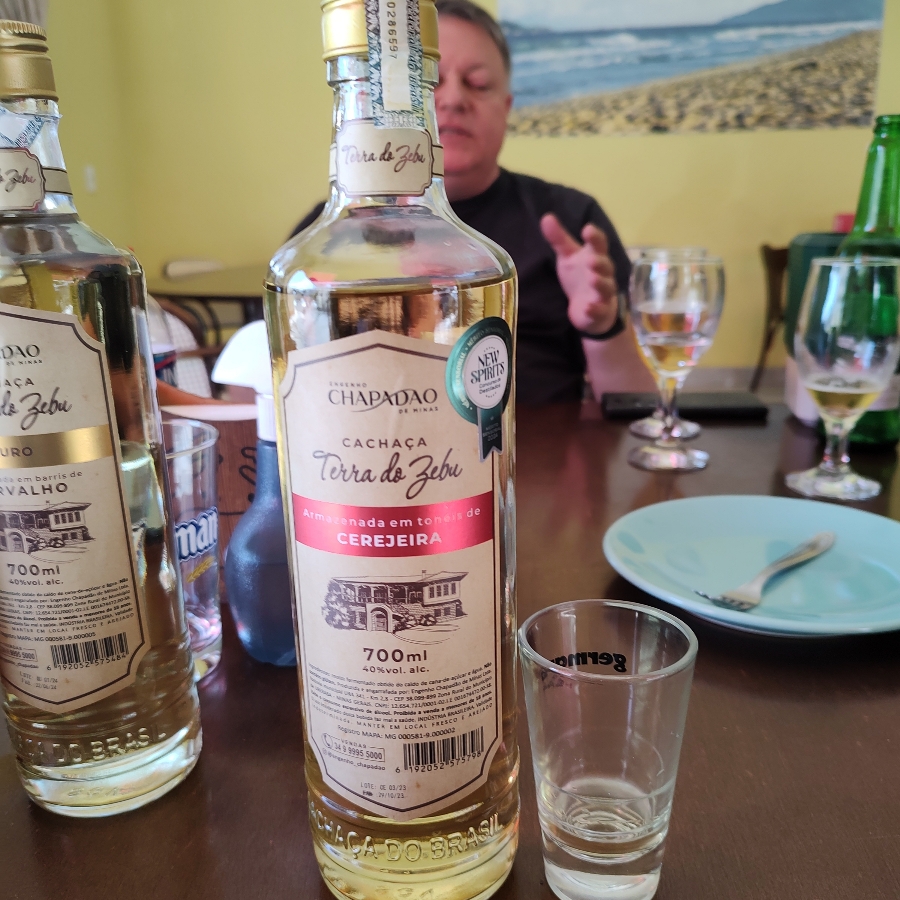 CACHAÇA TERRA DO ZEBU CEREJEIRA