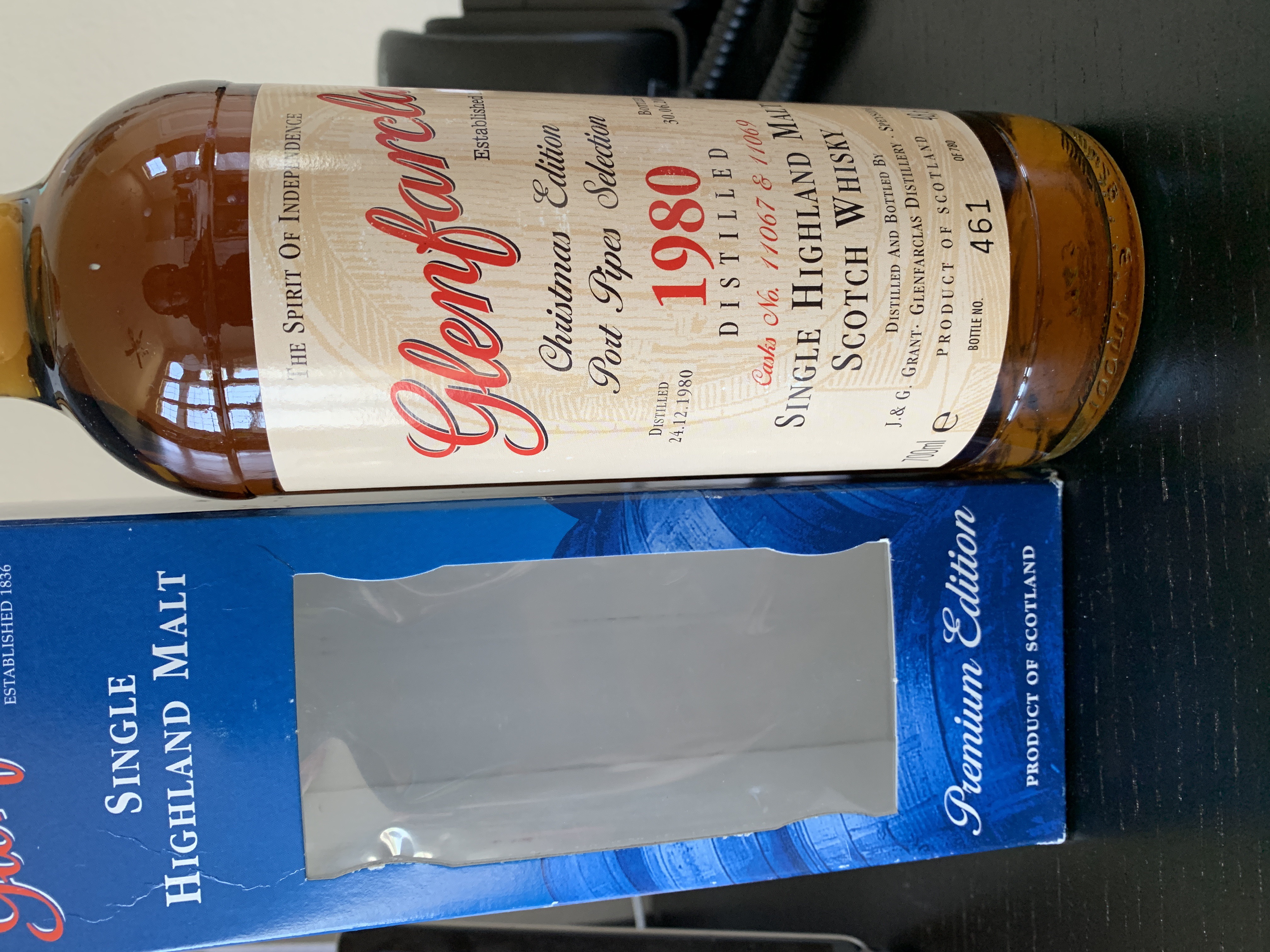 Glenfarclas 1980 27yr Port Pipe/Christmas Edition
